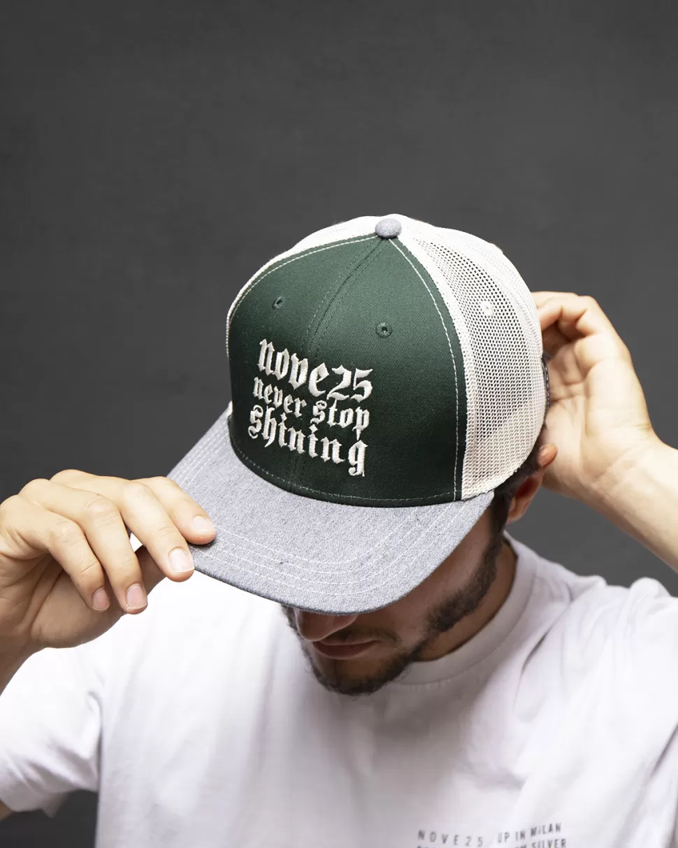 Shop Nove25 Trucker Cap Green