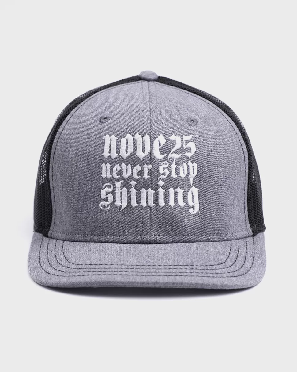 New Nove25 Trucker Cap Grey