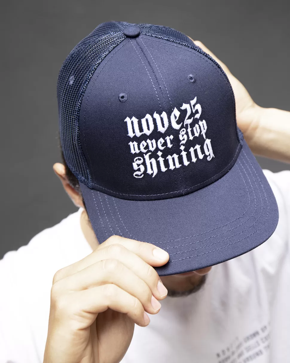 Clearance Nove25 Trucker Cap Navy